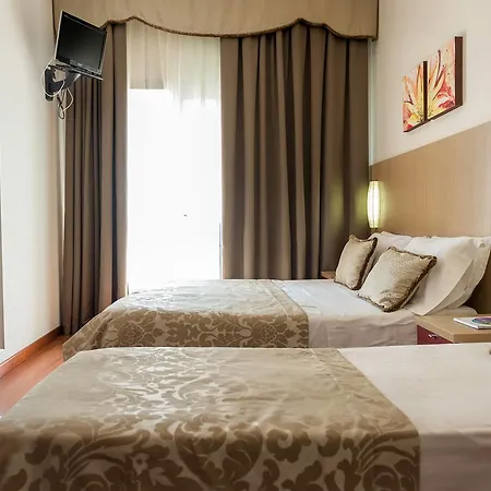 Angelina Hotel